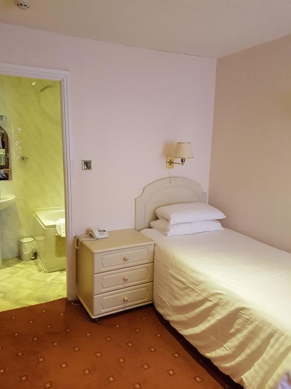 The Chadwick Hotel Lytham St Annes Exteriör bild