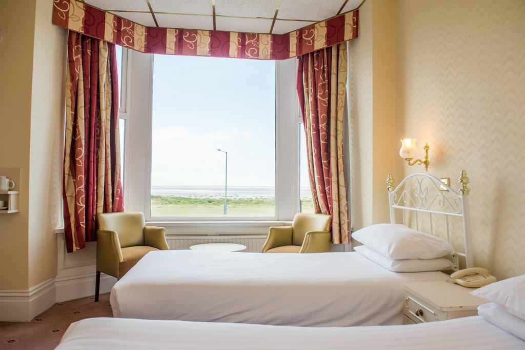 The Chadwick Hotel Lytham St Annes Exteriör bild