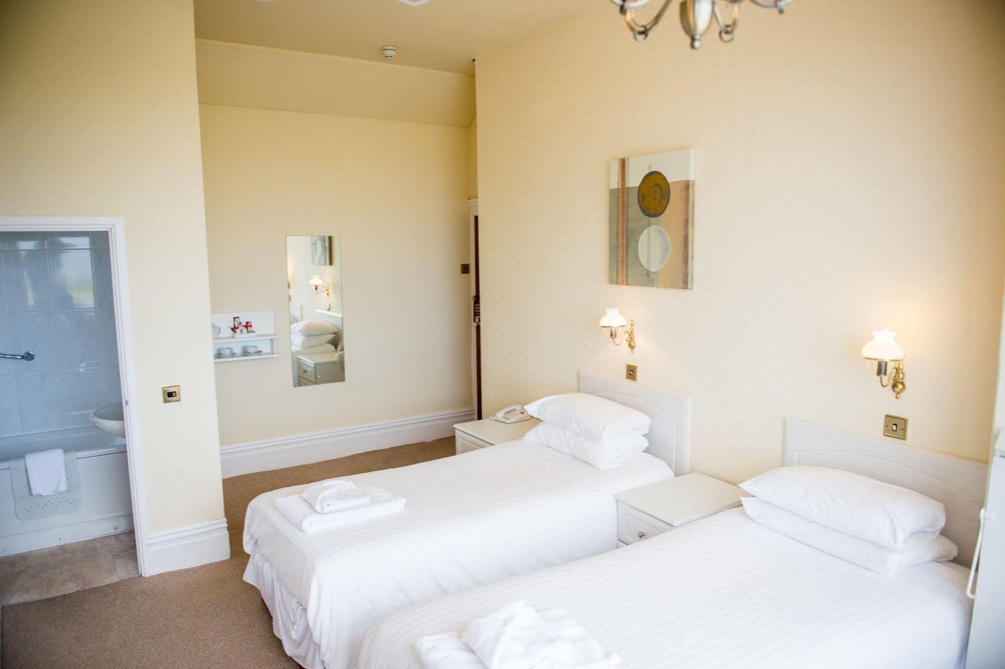 The Chadwick Hotel Lytham St Annes Exteriör bild