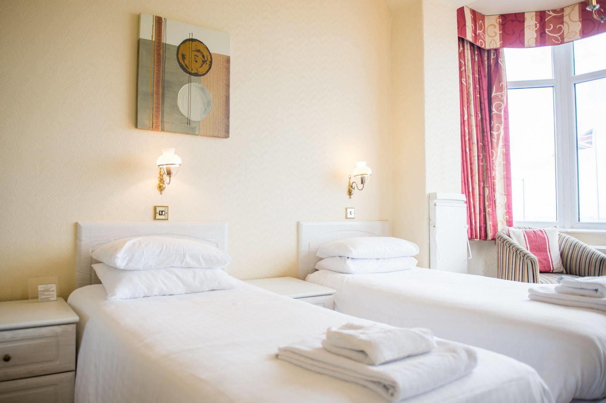The Chadwick Hotel Lytham St Annes Exteriör bild